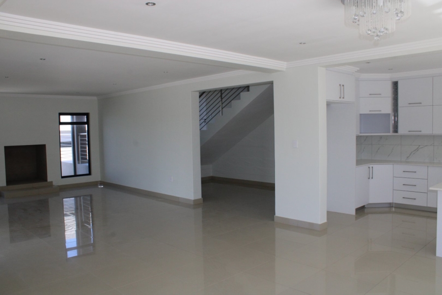 4 Bedroom Property for Sale in Kidds Beach Eastern Cape